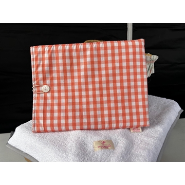 Funda Acolchada para Libros y Ebooks - Cuadros Vichy Coral - Imagen 1