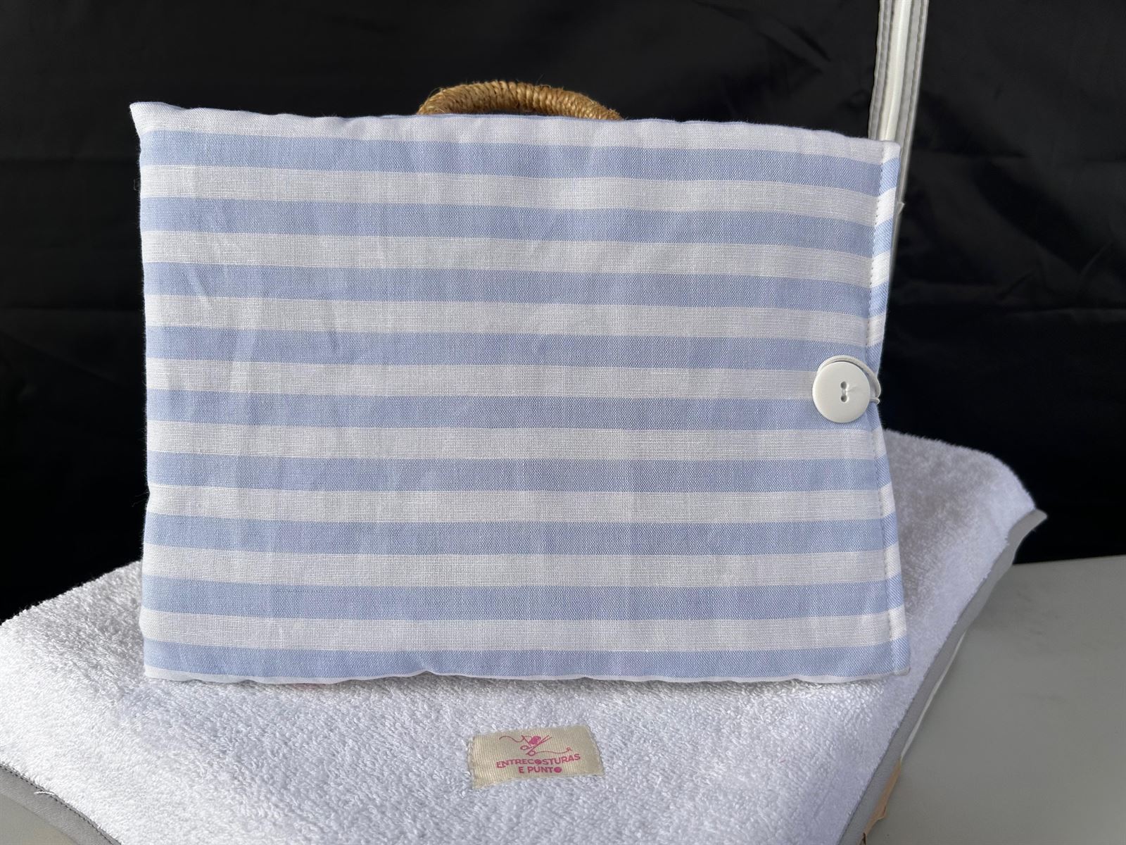 Funda Acolchada para Libros y Ebooks - Rayas Azul Cielo - Imagen 1
