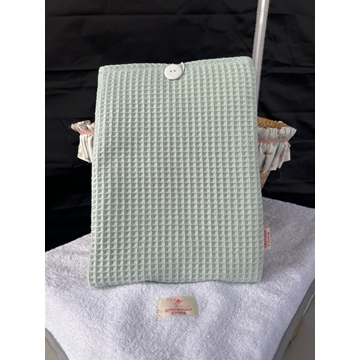 Funda Acolchada para Libros y Ebooks - Tejido Gofre Verde Menta - Imagen 2