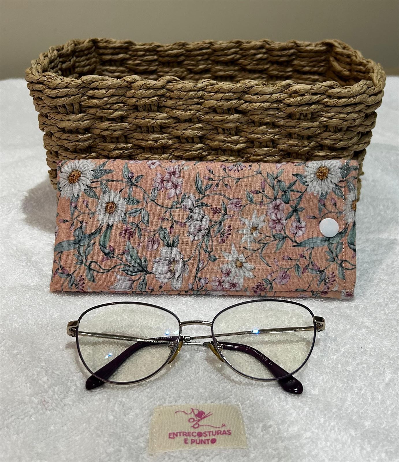 Funda de Gafas Artesanal – Estampado Floral Vintage - Imagen 1