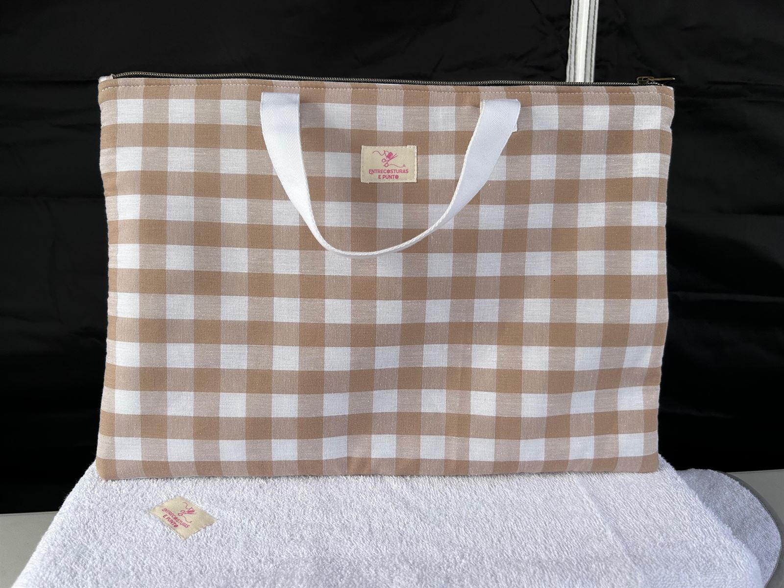 Funda para Portátil - Cuadros Vichy Camel - Imagen 1