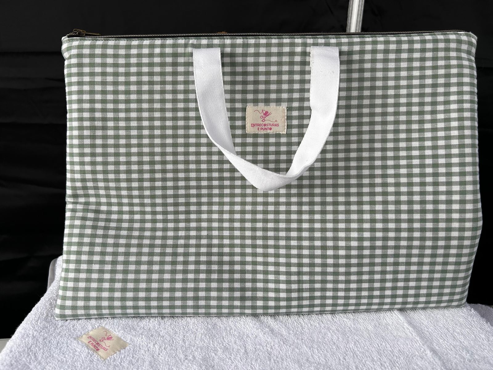 Funda para Portátil - Cuadros Vichy Verde Oliva - Imagen 1