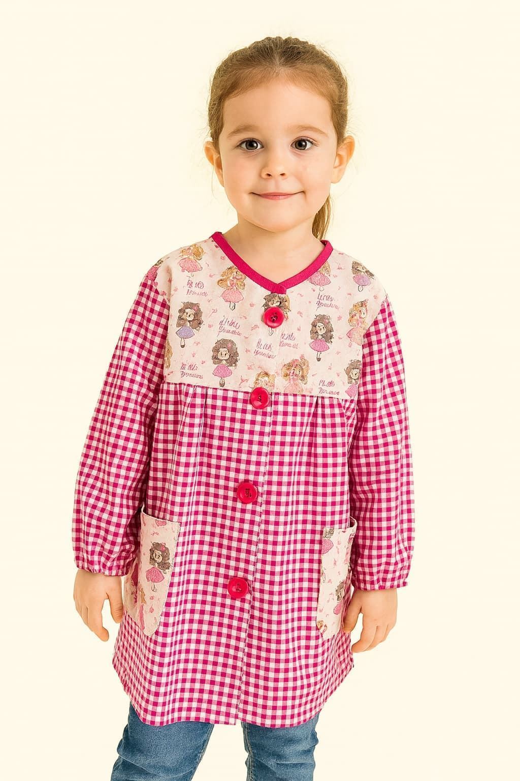 MANDILON VUELTA AL COLE - Mandilón Infantil de Cuadros y Estampado de Muñecas - Imagen 1